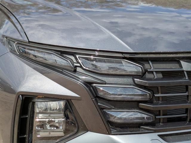 new 2025 Hyundai TUCSON Hybrid car, priced at $35,819