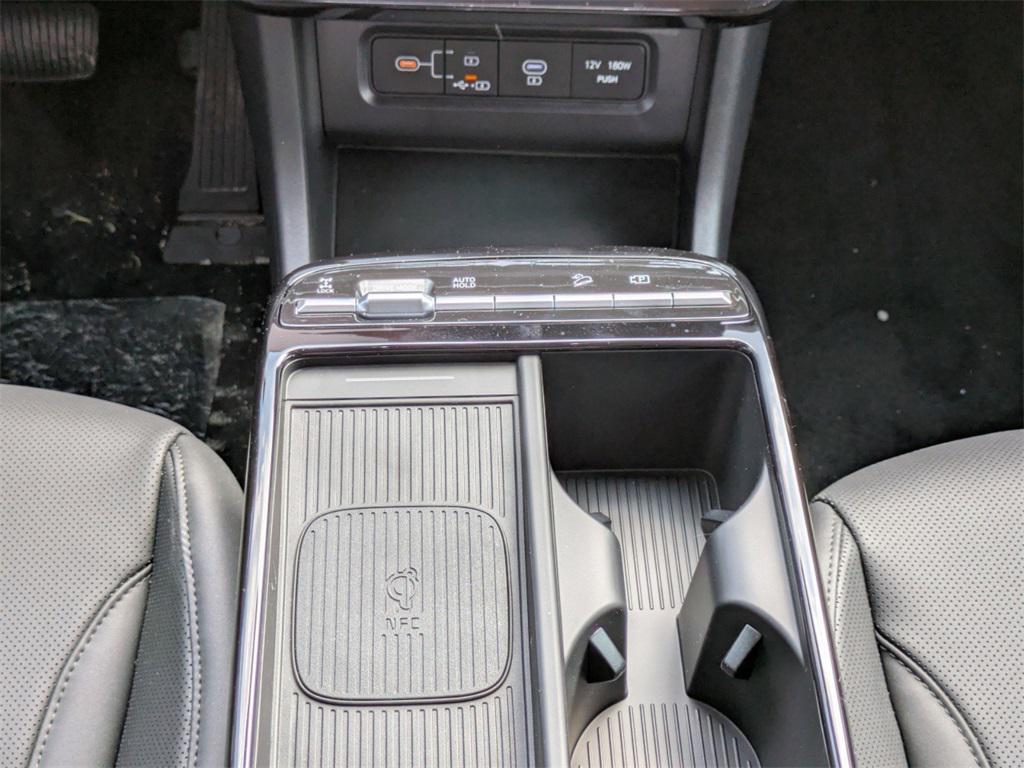 new 2025 Hyundai TUCSON Hybrid car, priced at $35,819