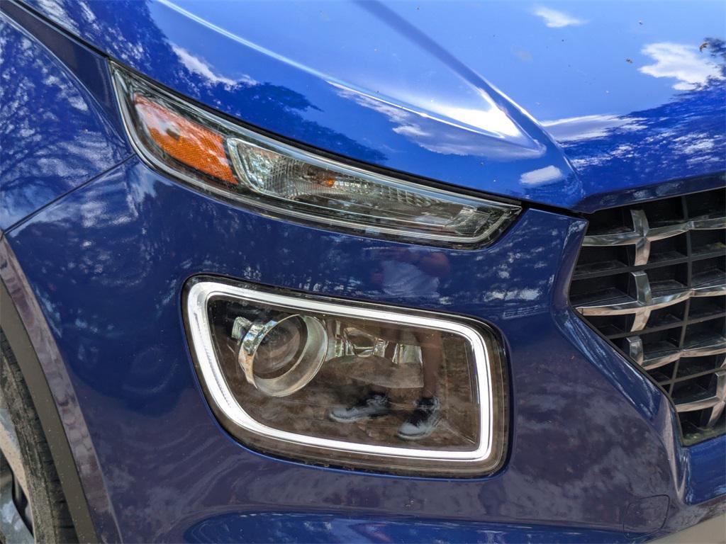 new 2025 Hyundai Venue car, priced at $23,885