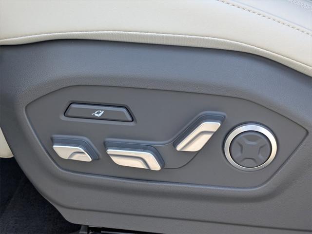 new 2025 Hyundai SANTA FE HEV car, priced at $44,717