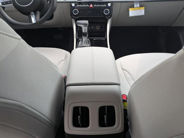 new 2025 Hyundai TUCSON Hybrid car, priced at $36,824