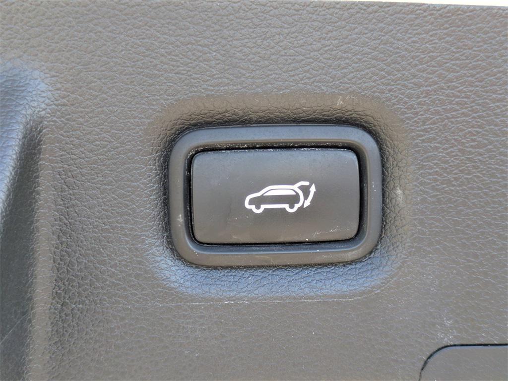 used 2021 Hyundai Santa Fe car, priced at $18,987