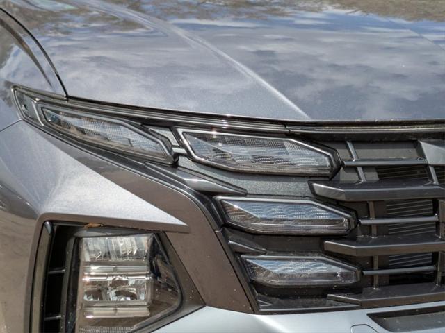 new 2025 Hyundai TUCSON Hybrid car, priced at $36,370