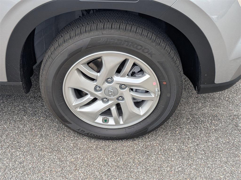 new 2025 Hyundai Venue car, priced at $20,912