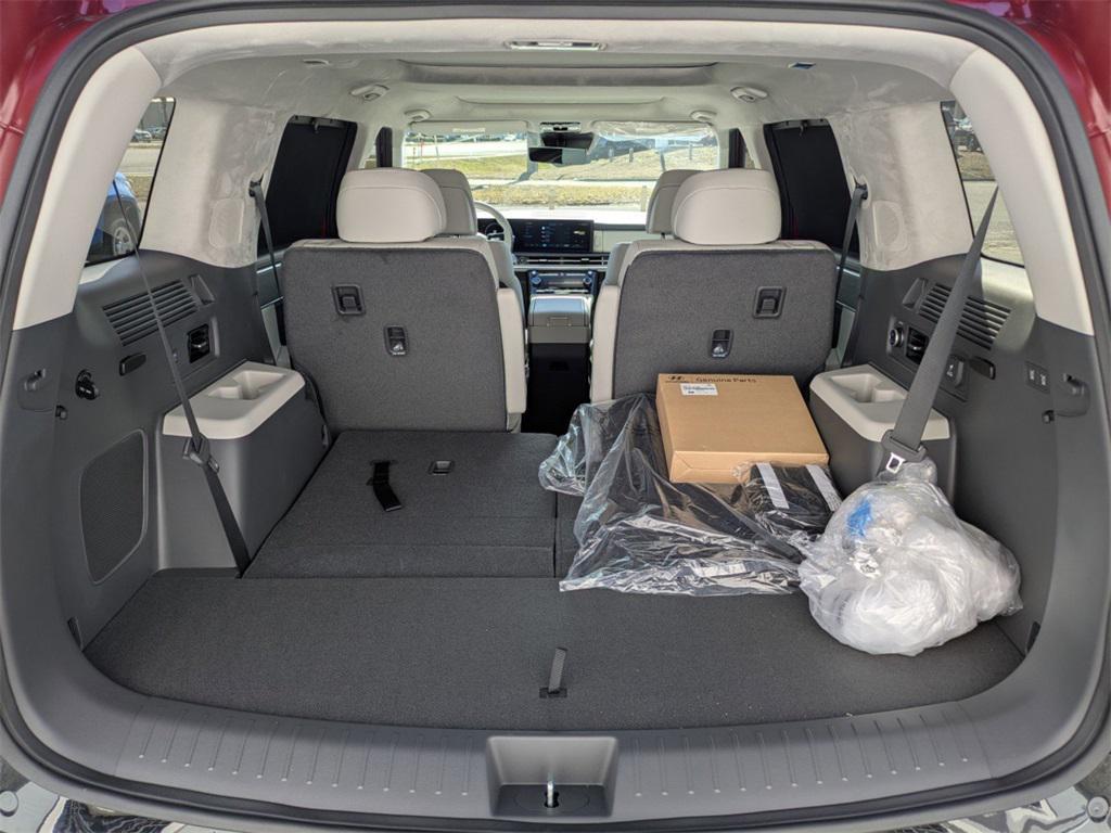new 2025 Hyundai Santa Fe car, priced at $42,906