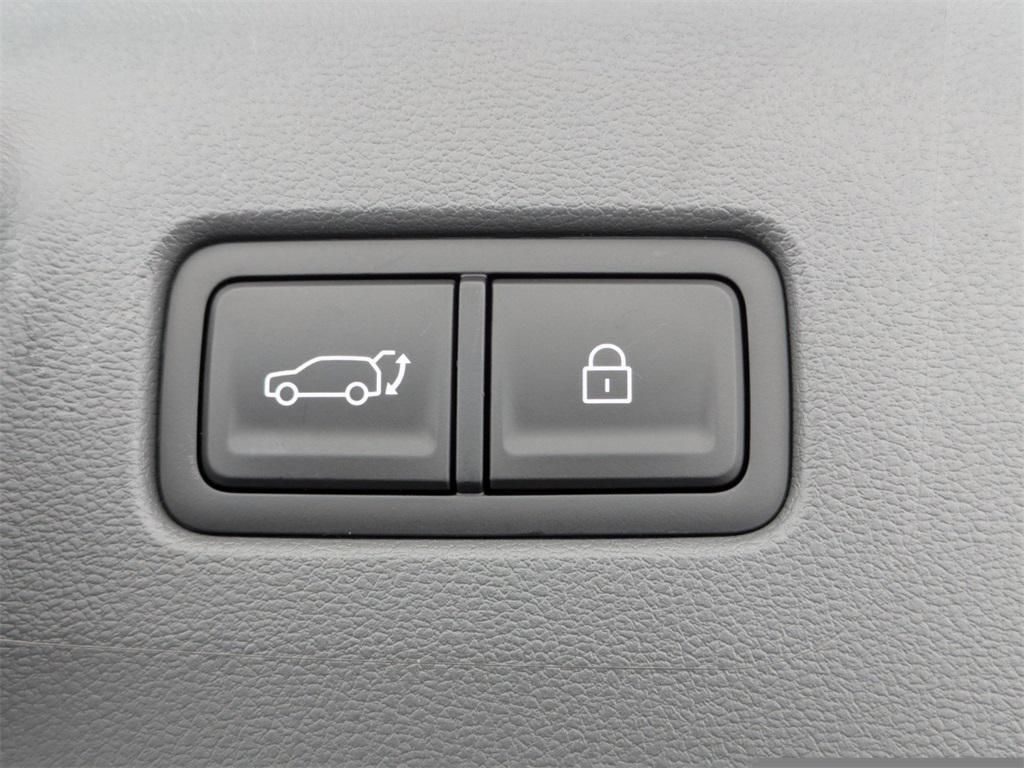 new 2025 Hyundai Santa Fe car, priced at $42,906