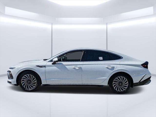 new 2024 Hyundai Sonata Hybrid car, priced at $28,387