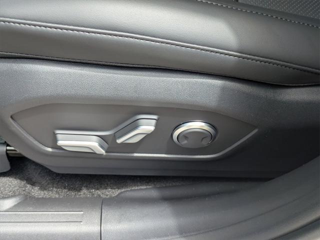 new 2025 Hyundai Santa Fe car, priced at $35,173
