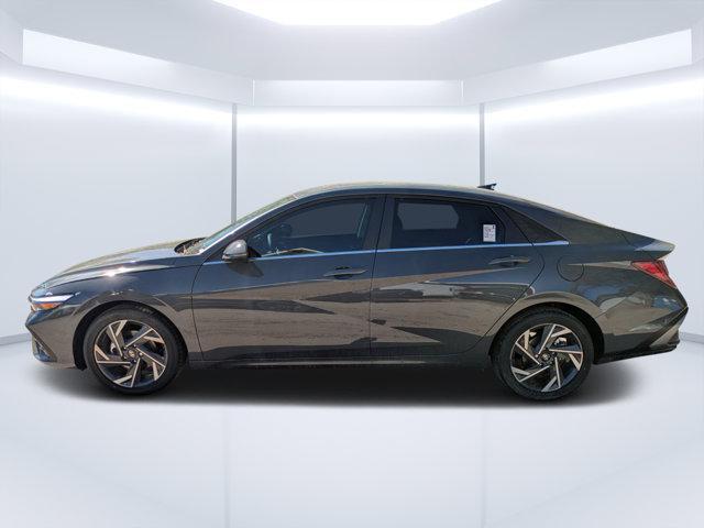 new 2025 Hyundai Elantra car, priced at $28,225