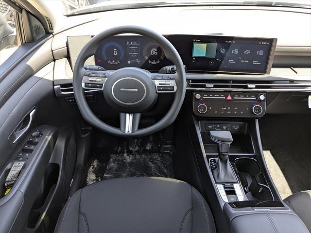 new 2025 Hyundai Tucson car, priced at $30,712