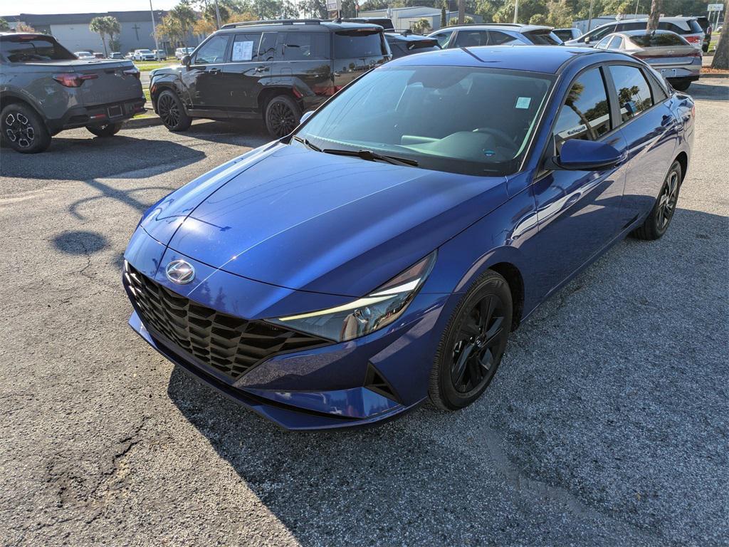 used 2023 Hyundai Elantra car