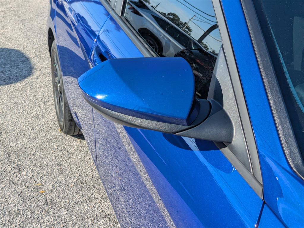 used 2023 Hyundai Elantra car