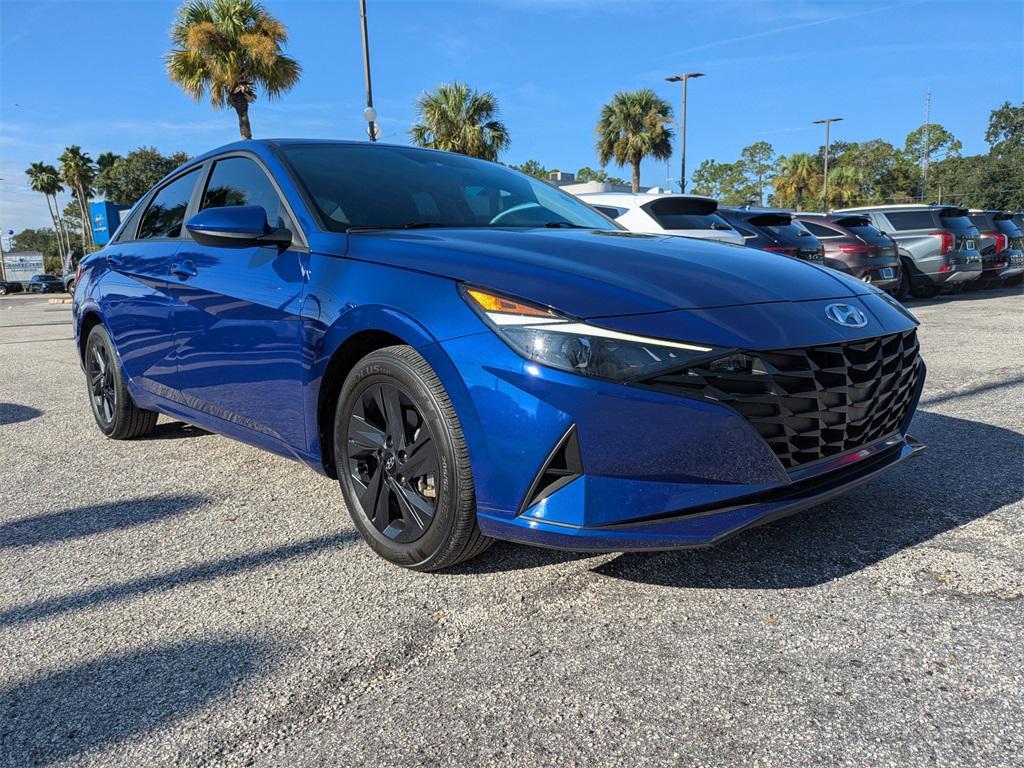 used 2023 Hyundai Elantra car