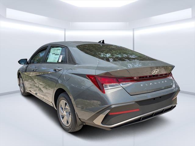 new 2025 Hyundai Elantra car, priced at $21,016