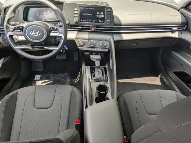 new 2025 Hyundai Elantra car, priced at $21,016