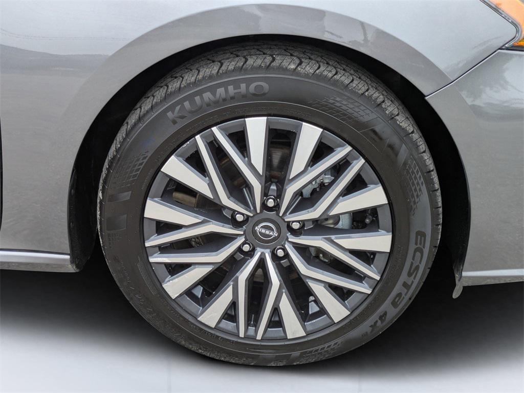 used 2024 Nissan Altima car, priced at $19,565