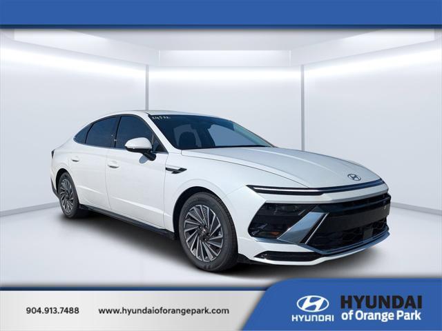 new 2025 Hyundai Sonata Hybrid car, priced at $31,863
