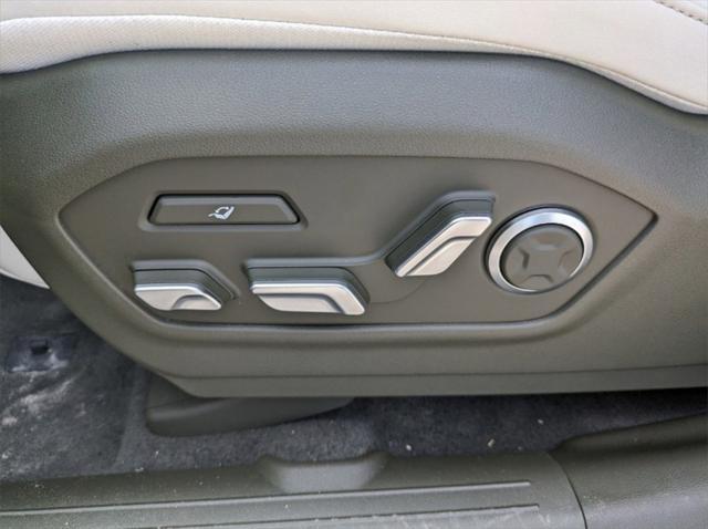 new 2024 Hyundai Santa Fe car, priced at $43,074