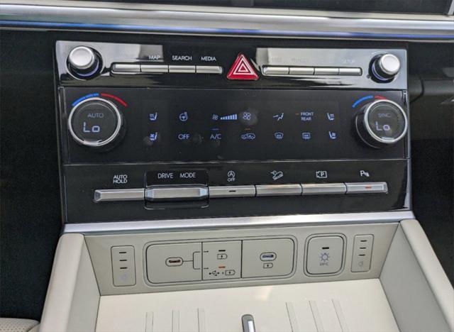 new 2024 Hyundai Santa Fe car, priced at $43,074