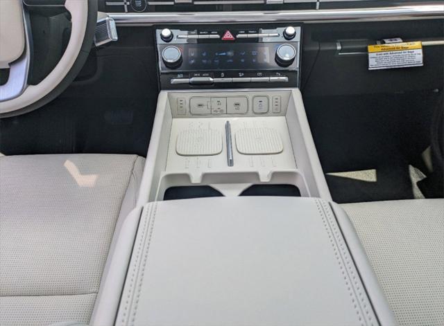 new 2024 Hyundai Santa Fe car, priced at $43,074