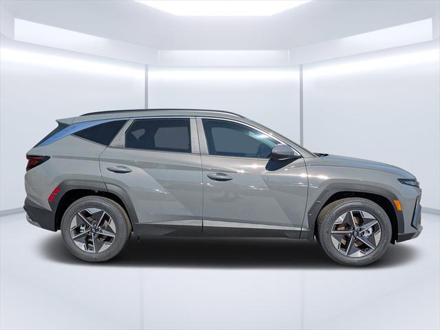 new 2025 Hyundai TUCSON Hybrid car, priced at $36,256