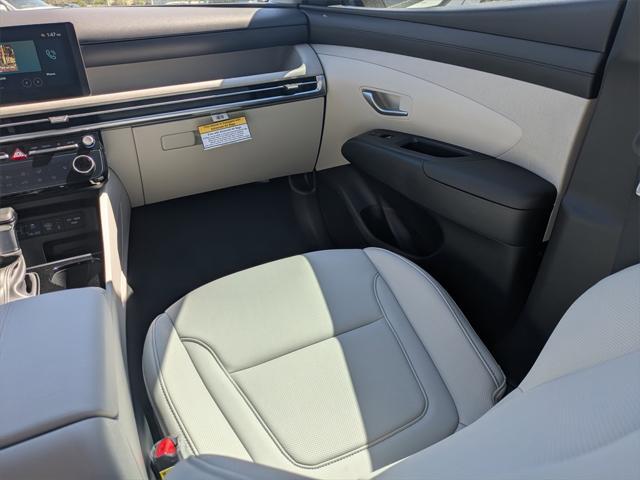 new 2025 Hyundai TUCSON Hybrid car, priced at $36,256