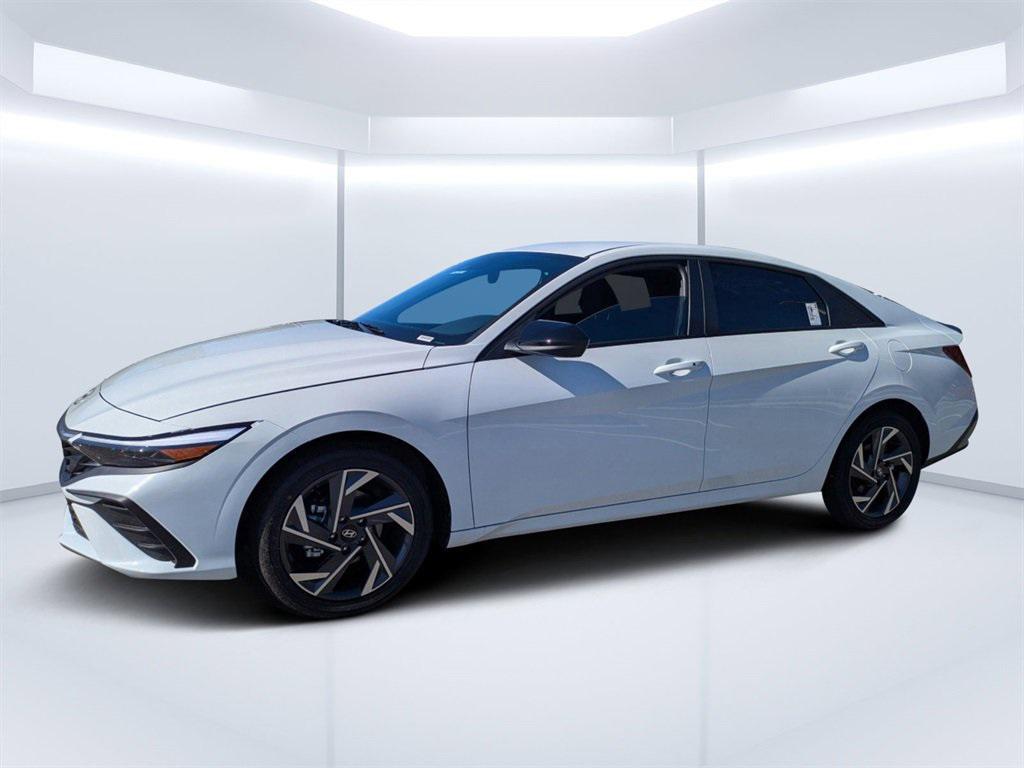 new 2025 Hyundai ELANTRA HEV car, priced at $25,717