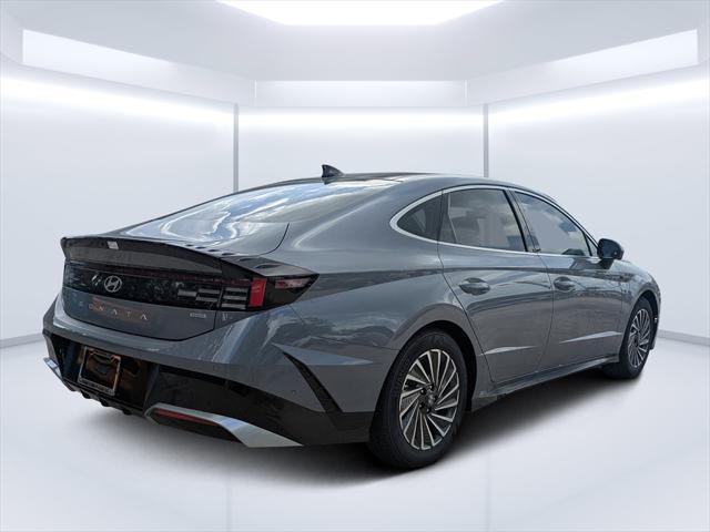 new 2025 Hyundai Sonata Hybrid car, priced at $36,261