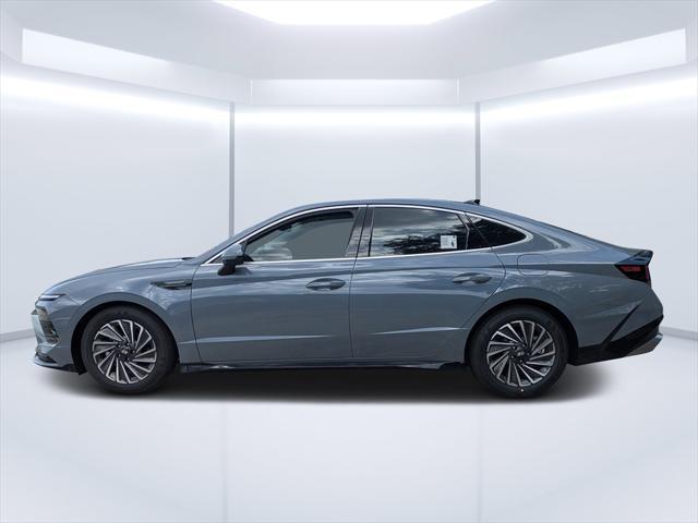 new 2025 Hyundai Sonata Hybrid car, priced at $36,261