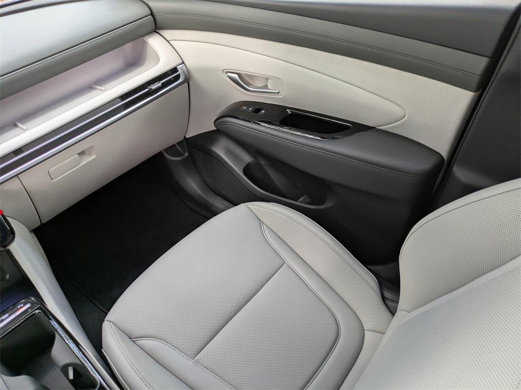 new 2025 Hyundai TUCSON Hybrid car, priced at $35,275