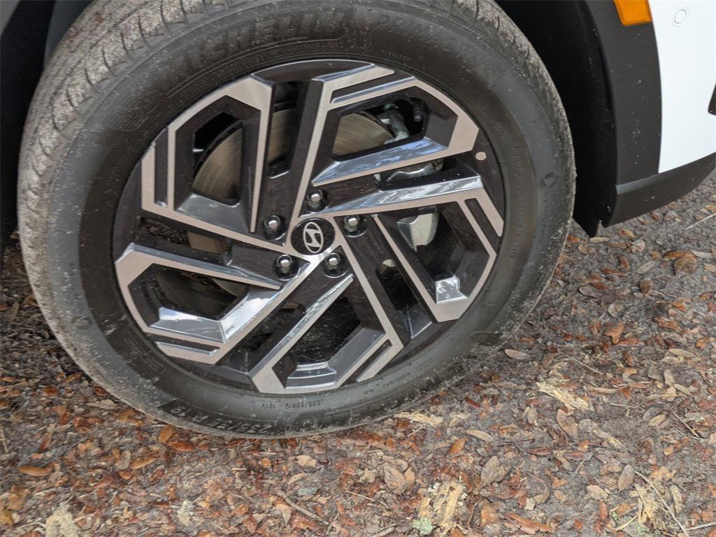 new 2025 Hyundai TUCSON Hybrid car, priced at $35,275