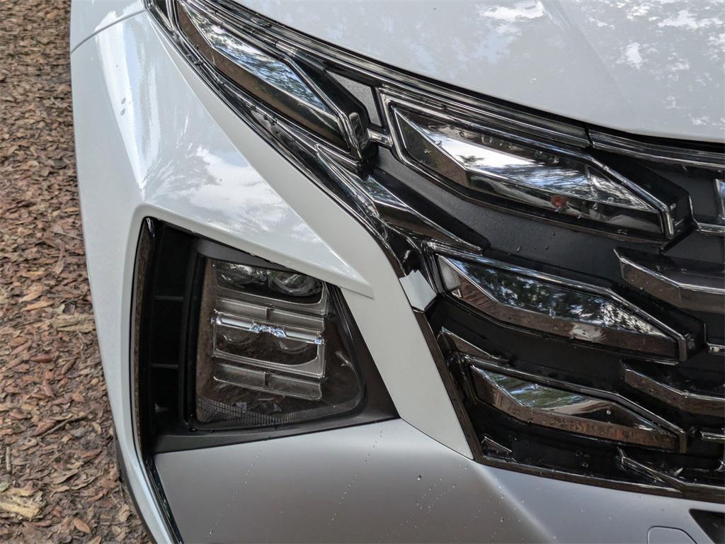 new 2025 Hyundai TUCSON Hybrid car, priced at $35,275
