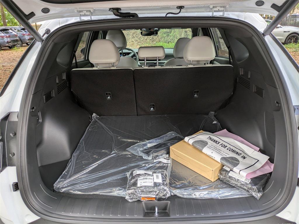new 2025 Hyundai TUCSON Hybrid car, priced at $35,275
