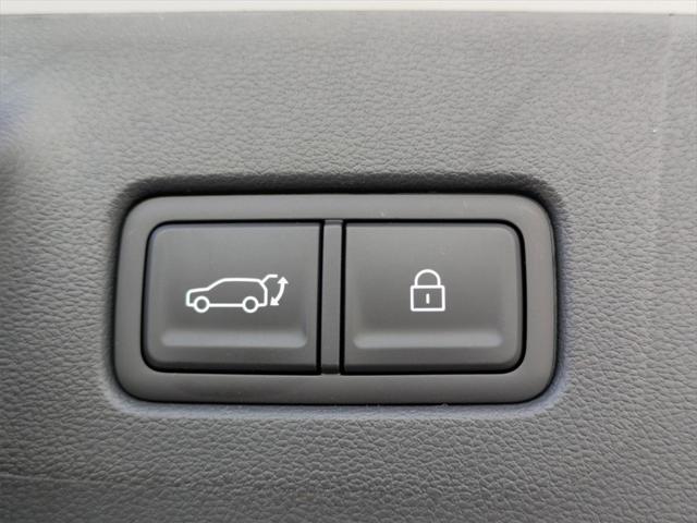 new 2025 Hyundai Santa Fe car, priced at $38,124