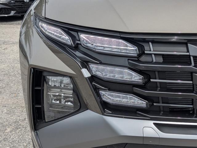 new 2025 Hyundai TUCSON Hybrid car, priced at $35,421