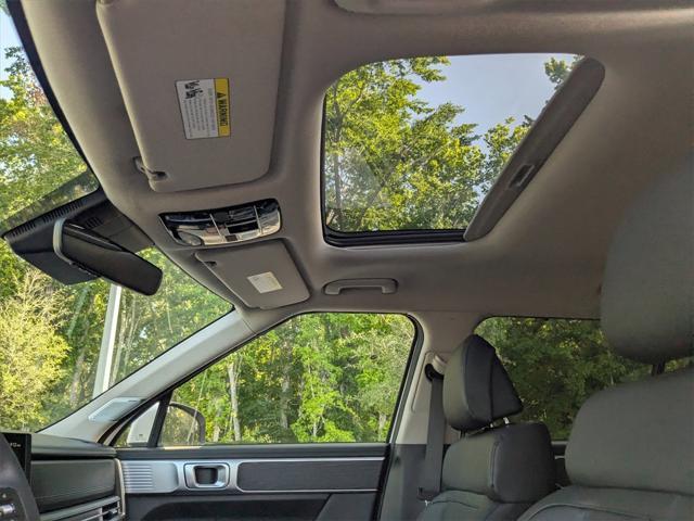 new 2025 Hyundai Santa Fe car, priced at $42,067