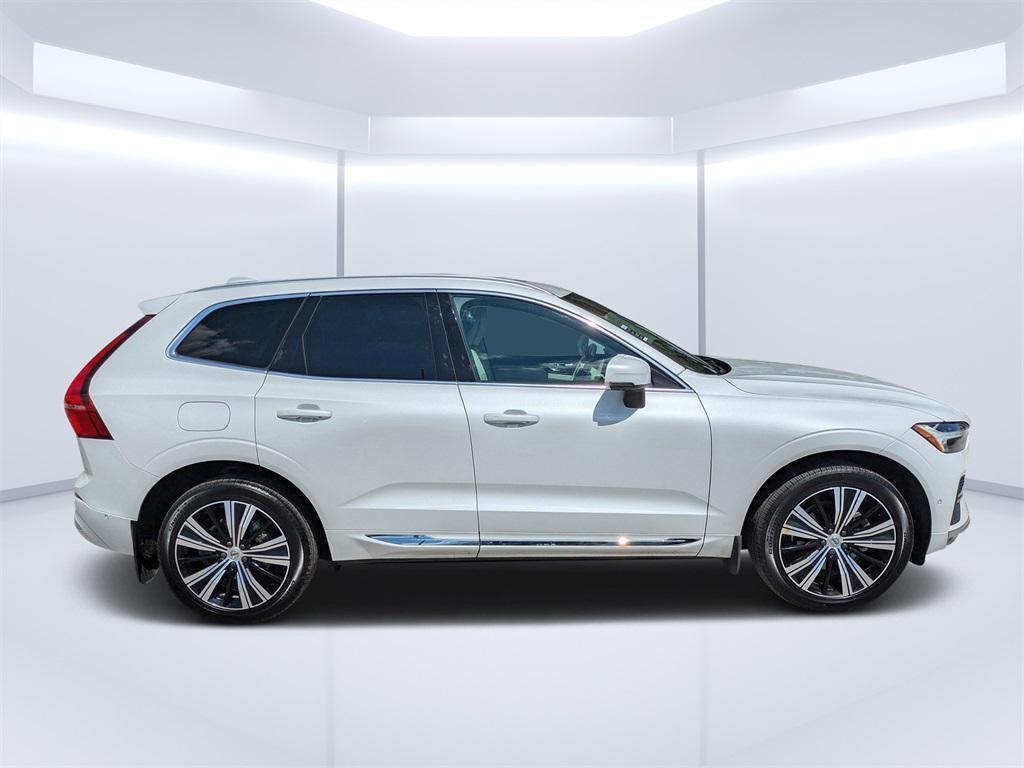 used 2022 Volvo XC60 car, priced at $18,987
