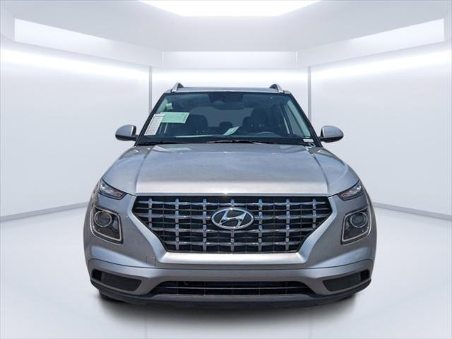 new 2025 Hyundai Venue car, priced at $22,993