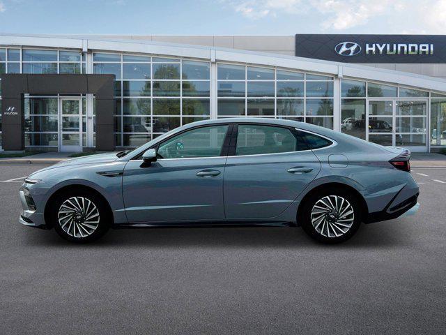 new 2025 Hyundai Sonata Hybrid car, priced at $32,685