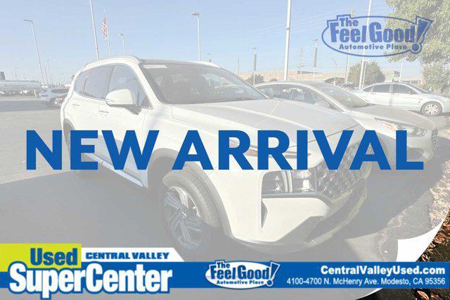 used 2023 Hyundai Santa Fe car, priced at $28,995