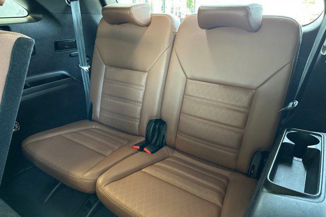 used 2019 Kia Sorento car, priced at $23,995