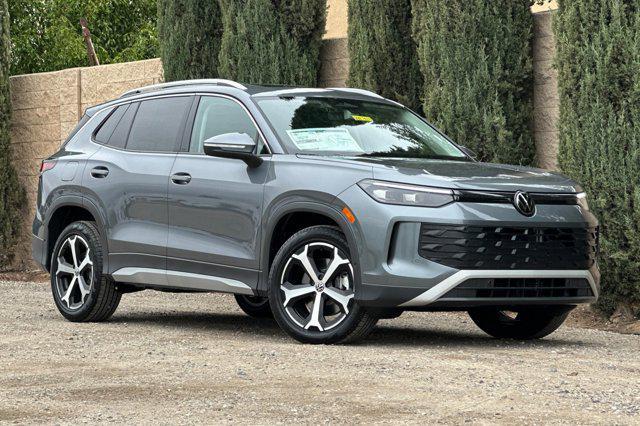 new 2025 Volkswagen Tiguan car, priced at $35,781