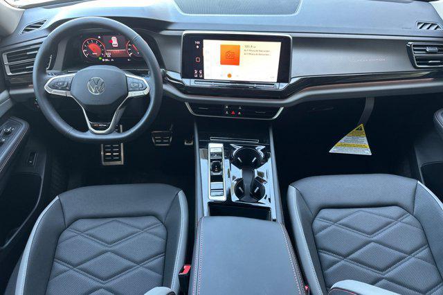 new 2025 Volkswagen Atlas car, priced at $48,059