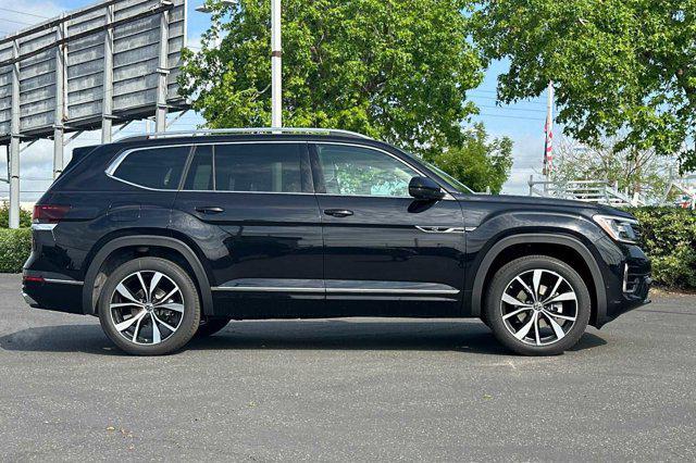 new 2024 Volkswagen Atlas car, priced at $49,995