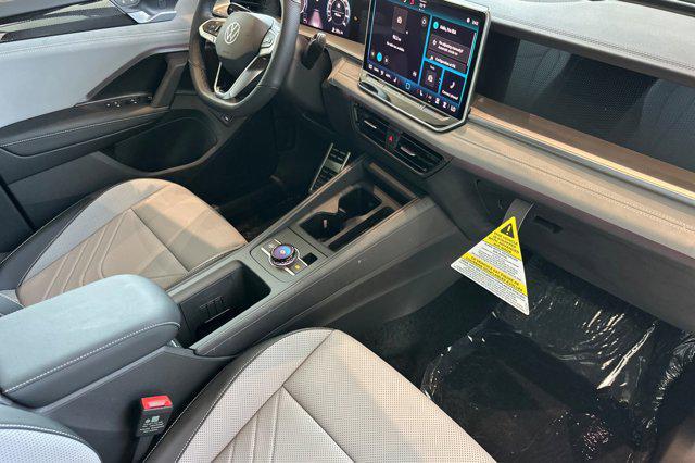 new 2025 Volkswagen Tiguan car, priced at $39,809