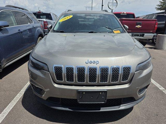 used 2019 Jeep Cherokee car, priced at $17,399