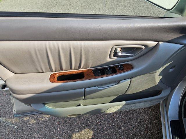 used 2004 Toyota Avalon car, priced at $3,995