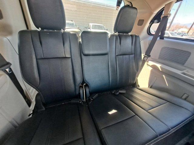 used 2014 Chrysler Town & Country car, priced at $5,995