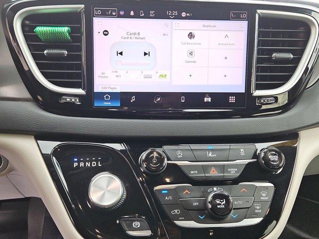 used 2022 Chrysler Pacifica car, priced at $20,799