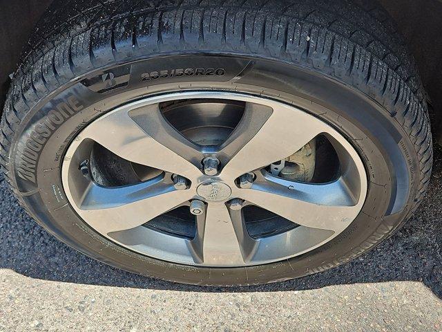 used 2015 Jeep Grand Cherokee car, priced at $9,995